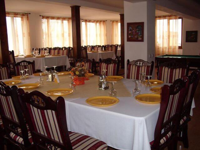 Motel Balcost Piatra Neamt Exterior photo